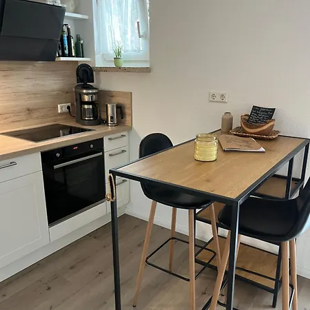 Апартаменты Brauel Am Nordpfad Zevener Geest - Ruhige, Moderne 2 Wohnung, Ladestation, Parkplatz, Wlan, Garten